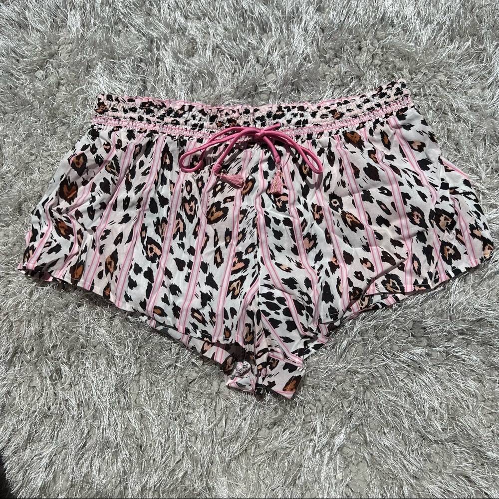 NEW VICTORIA’S SECRET PJS BOTTOMS UNDERWEAR SMALL - Picture 1 of 2